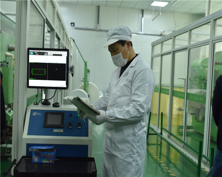 衛(wèi)生巾貼牌代加工：衛(wèi)生巾的錯誤用法有哪些該如何正確使用？